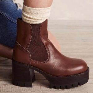 RARE Jeffrey Campbell x Free People Platform Boots size 7 in Rare Cognac Brown